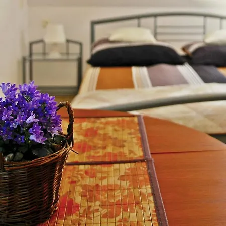 Luna Homestay szállás
